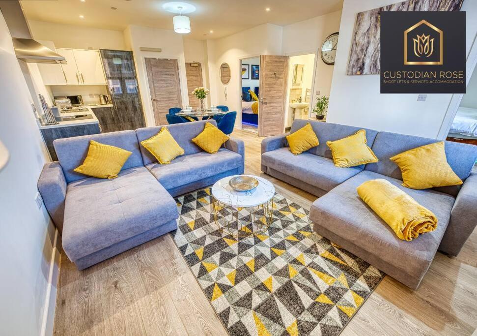 Two Bedroom - Central Peterborough - New Year Discount 외부 사진